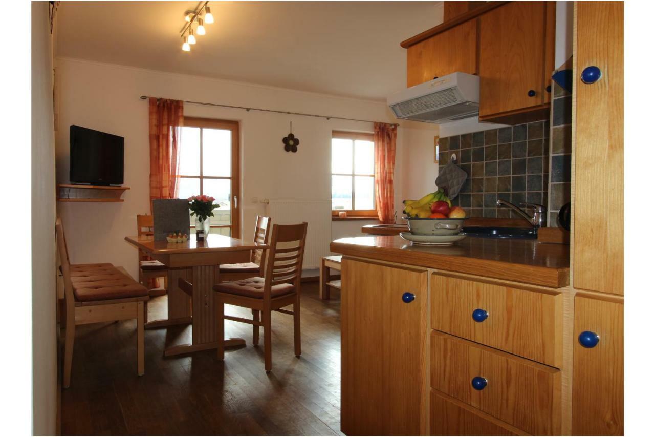 Ferienhof Off Sindelsdorf Экстерьер фото