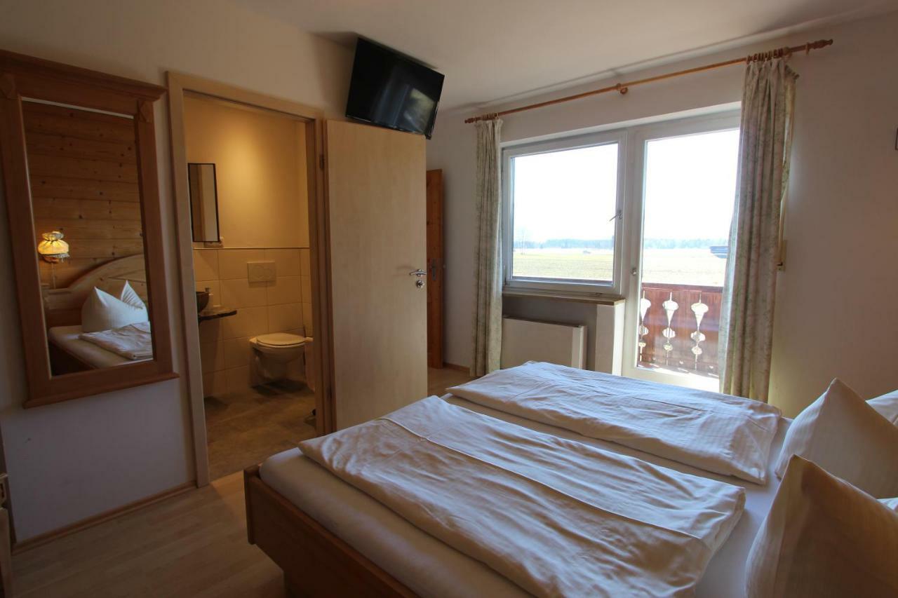 Ferienhof Off Sindelsdorf Экстерьер фото